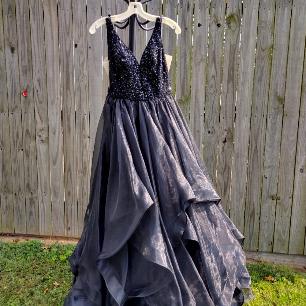 Black wedding/formal dress. Size 4